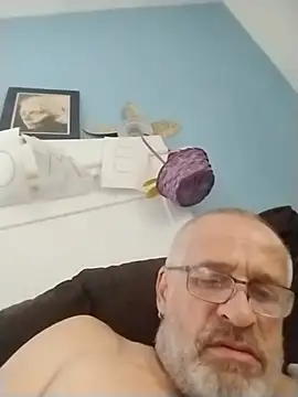 geilerschwanz64 online show from 3, 10, 2025