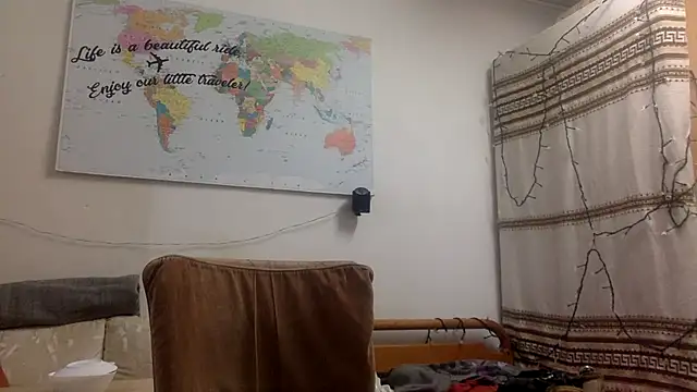 Snapshot of TowaFreespirit chatting on 4, 12, 2024 TowaFreespirit online show from 4, 12, 2024