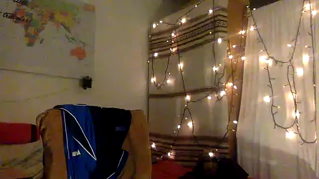 Snapshot of TowaFreespirit chatting on 4, 12, 2024 TowaFreespirit online show from 4, 12, 2024