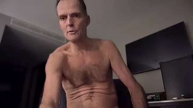 Snapshot of TowaFreespirit chatting on 8, 1, 2025 TowaFreespirit online show from 8, 1, 2025