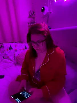 Snapshot of Tallulah-mae-xoxox chatting on 22, 11, 2025 Tallulah-mae-xoxox online show from 22, 11, 2025