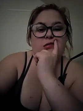 Snapshot of Tallulah-mae-xoxox chatting on 1, 11, 2025 Tallulah-mae-xoxox online show from 1, 11, 2025