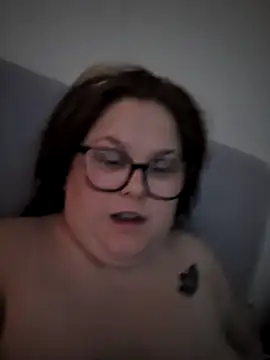 Snapshot of Tallulah-mae-xoxox chatting on 9, 11, 2025 Tallulah-mae-xoxox online show from 9, 11, 2025