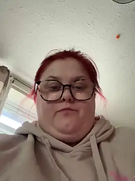 Snapshot of Tallulah-mae-xoxox chatting on 6, 3, 2025 Tallulah-mae-xoxox online show from 6, 3, 2025