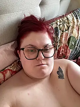 Snapshot of Tallulah-mae-xoxox chatting on 9, 3, 2025 Tallulah-mae-xoxox online show from 9, 3, 2025