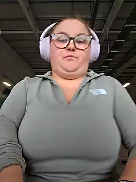Snapshot of Tallulah-mae-xoxox chatting on 15, 4, 2026 Tallulah-mae-xoxox online show from 15, 4, 2026