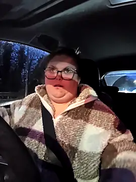 Snapshot of Tallulah-mae-xoxox chatting on 1, 12, 2025 Tallulah-mae-xoxox online show from 1, 12, 2025