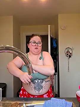 Tallulah-mae-xoxox online show from 12, 1, 2026