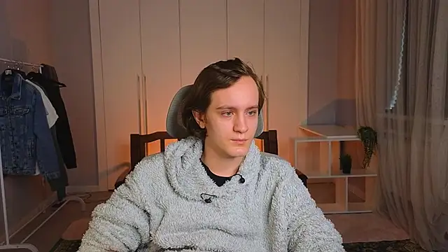 nikompell online show from 9, 3, 2025