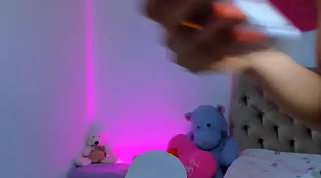 Snapshot of StassieBell chatting on 15, 2, 2025 StassieBell online show from 15, 2, 2025