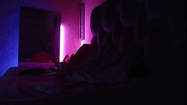 Romiinajackson online show from 16, 12, 2025