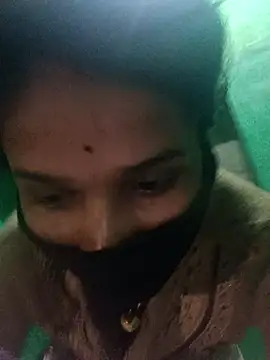 Hoty girl 143 online show from 15, 11, 2025