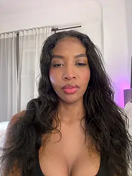 Snapshot of IamCrystal2 chatting on 16, 6, 2026 IamCrystal2 online show from 16, 6, 2026