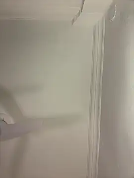 IamCrystal2 online show from 4, 12, 2025