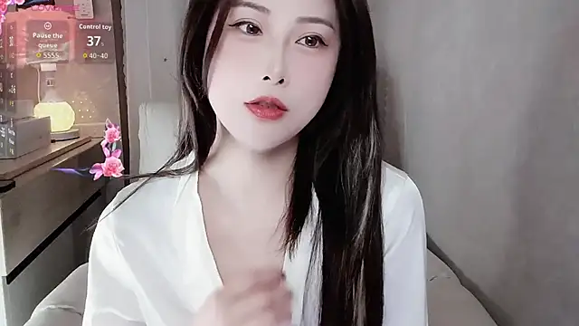 Snapshot of Blossom-666 chatting on 21, 2, 2026 Blossom-666 online show from 21, 2, 2026