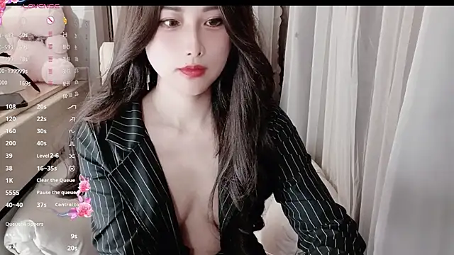 Blossom-666 online show from 19, 2, 2025