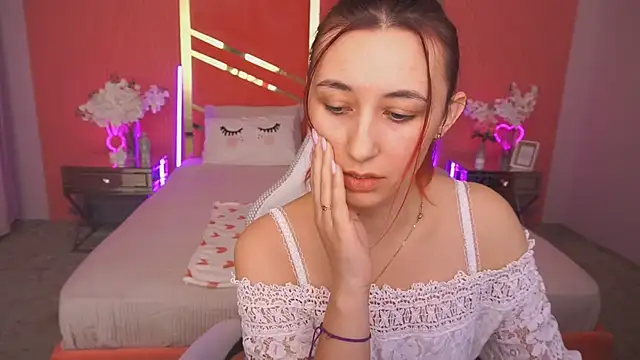 Roxy Rayy online show from 19, 11, 2025