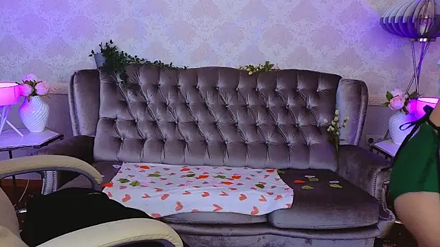 Roxy Rayy online show from 16, 9, 2025