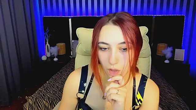 Roxy Rayy online show from 16, 10, 2025