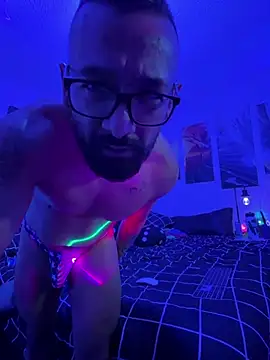 Snapshot of HORNYMEXDAD chatting on 5, 7, 2026 HORNYMEXDAD online show from 5, 7, 2026