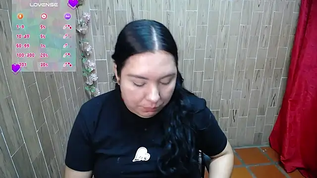 solyeria online show from 2, 2, 2026