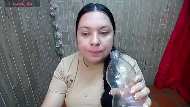 solyeria online show from 13, 1, 2026