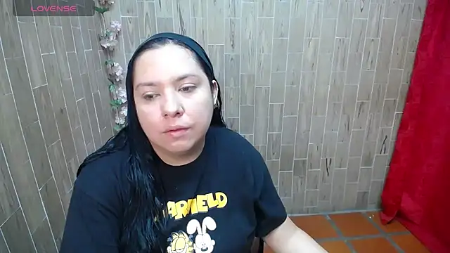 solyeria online show from 9, 11, 2025