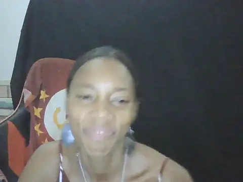 Snapshot of adele-33 chatting on 13, 11, 2025 adele-33 online show from 13, 11, 2025