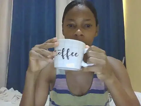 Snapshot of adele-33 chatting on 1, 3, 2026 adele-33 online show from 1, 3, 2026