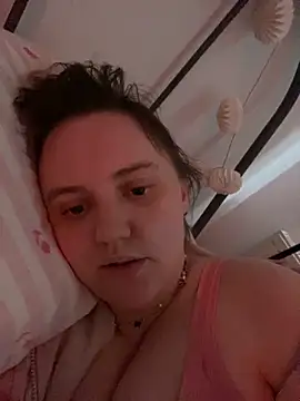 Lella Ryann  online show from 31, 5, 2026