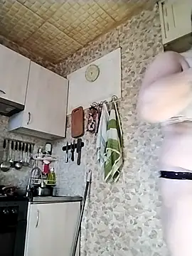 Holly-69 online show from 21, 11, 2025