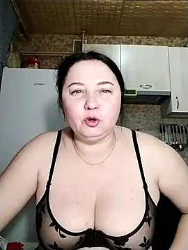 Holly-69 online show from 22, 3, 2025