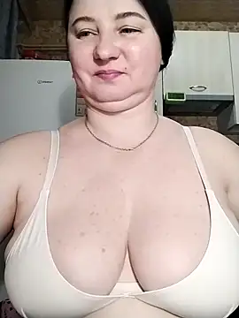 Holly-69 online show from 15, 3, 2025