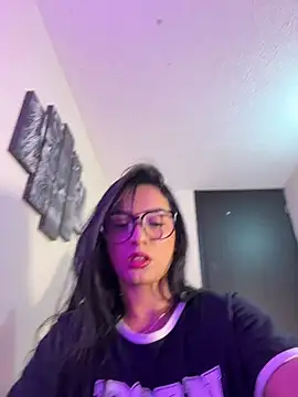 Snapshot of missycanoo chatting on 3, 12, 2025 missycanoo online show from 3, 12, 2025