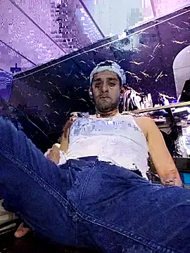 CRISTHIAN GREY01 online show from 6, 1, 2026