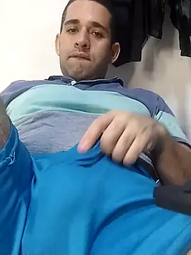 Snapshot of CRISTHIAN_GREY01 chatting on 28, 2, 2025 CRISTHIAN GREY01 online show from 28, 2, 2025