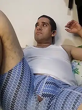 Snapshot of CRISTHIAN_GREY01 chatting on 11, 3, 2025 CRISTHIAN GREY01 online show from 11, 3, 2025