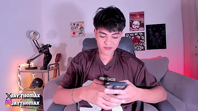 JaycoThomas online show from 4, 3, 2025