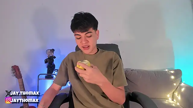 JaycoThomas online show from 30, 1, 2025