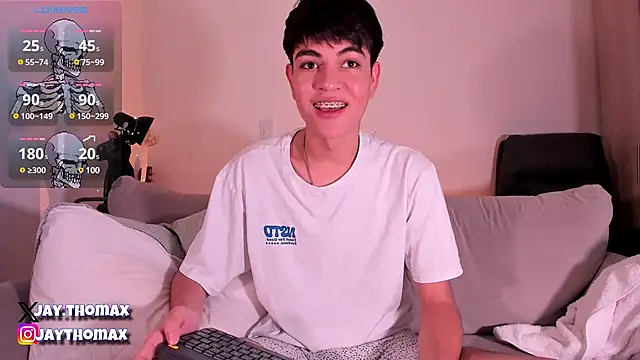 JaycoThomas online show from 10, 2, 2025