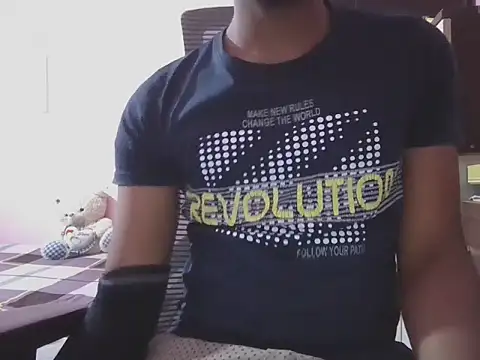 KissesBoyAD online show from 13, 10, 2025