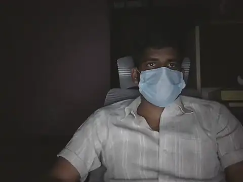 KissesBoyAD online show from 30, 10, 2025