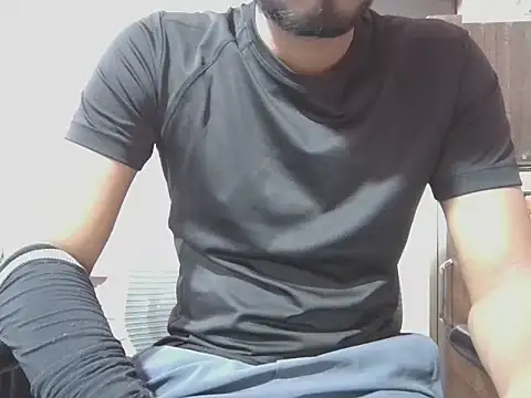 KissesBoyAD online show from 26, 10, 2025