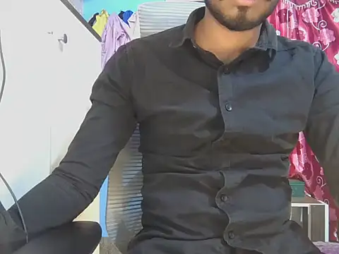 KissesBoyAD online show from 12, 3, 2026