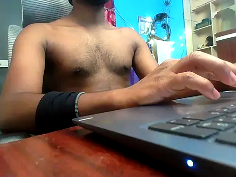 KissesBoyAD online show from 27, 4, 2026