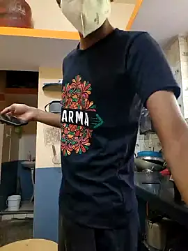 KissesBoyAD online show from 14, 12, 2024