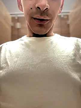 hotexoticbrunettes 24cm online show from 5, 11, 2025