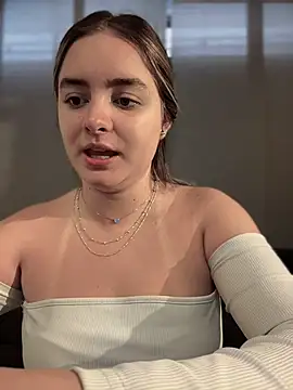 Snapshot of imlindapink chatting on 14, 10, 2025 imlindapink online show from 14, 10, 2025