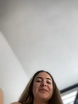 imlindapink online show from 5, 12, 2025