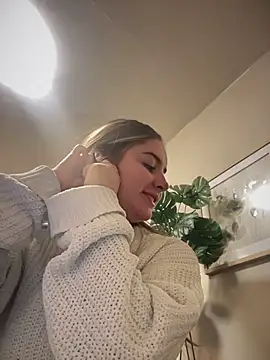 Snapshot of imlindapink chatting on 25, 11, 2025 imlindapink online show from 25, 11, 2025